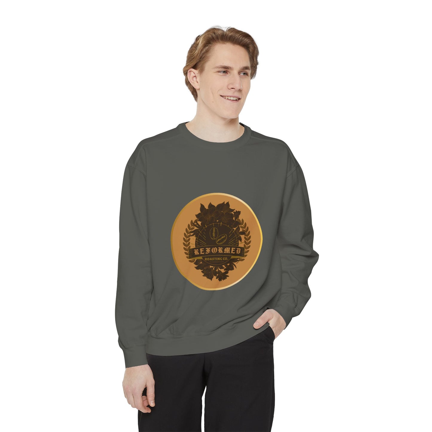 Garment-Dyed Sweatshirt with Vintage Crest Design - Cozy Fashion for All, Perfect for Gift Giving, Casual Wear, Everyday Comfort