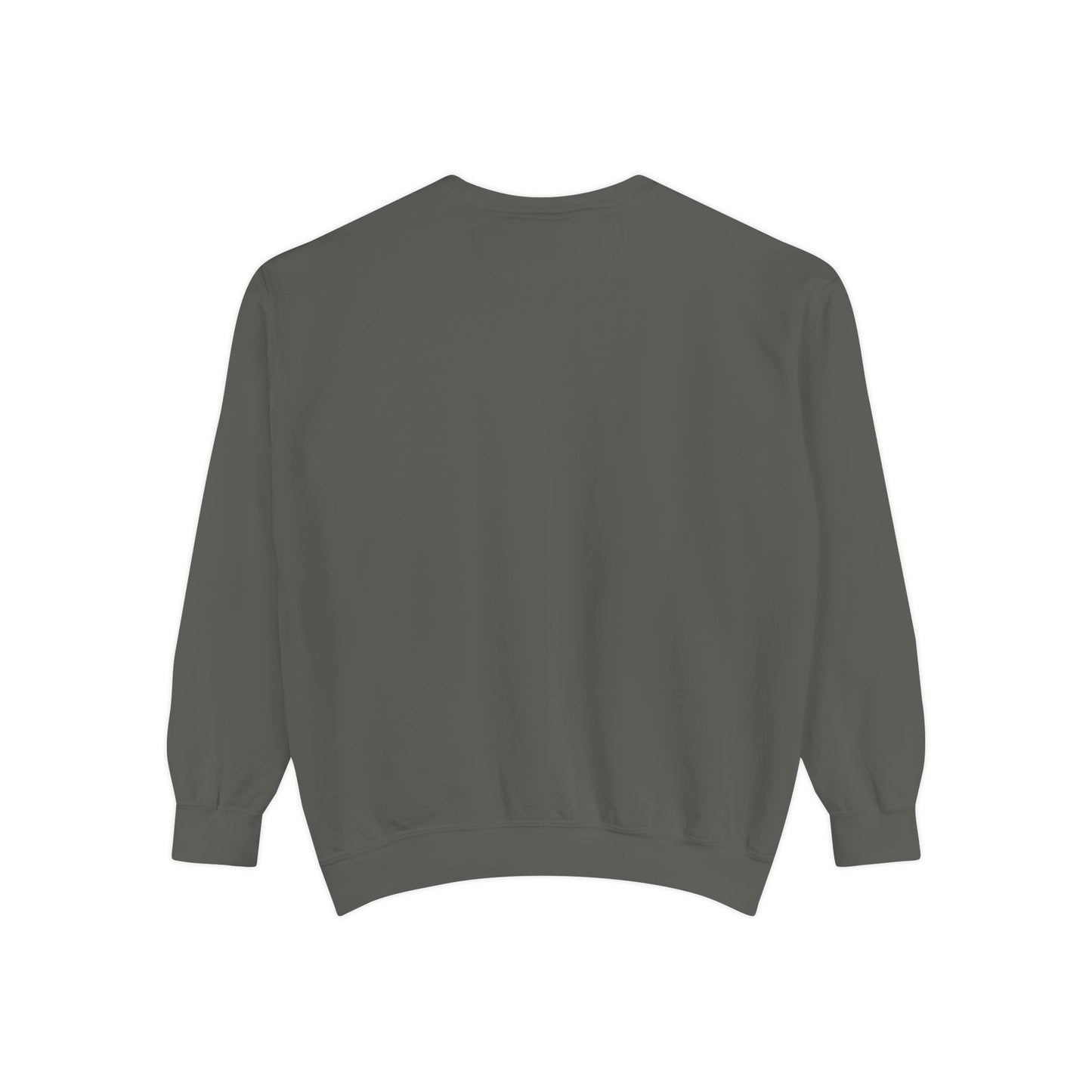 Garment-Dyed Sweatshirt with Vintage Crest Design - Cozy Fashion for All, Perfect for Gift Giving, Casual Wear, Everyday Comfort